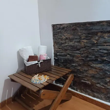 O Canto Do Melro, * Cortegaca (Aveiro)