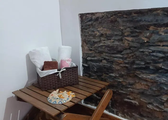 O Canto Do Melro, * Cortegaca (Aveiro)